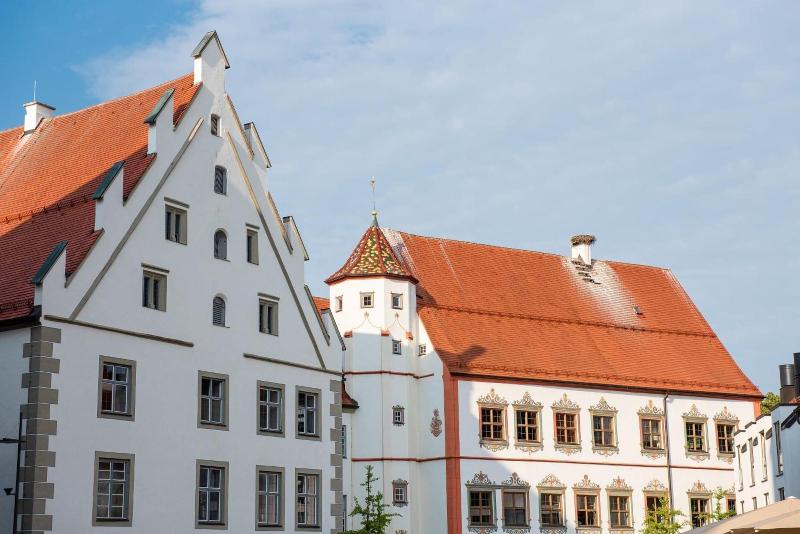 Hotel Zum Lowen image