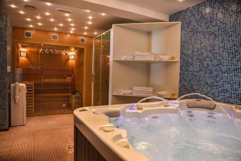 Padam Hotel & SPA image