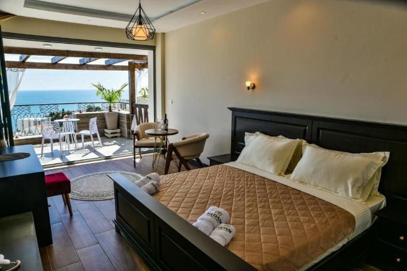 Padam Hotel & SPA image