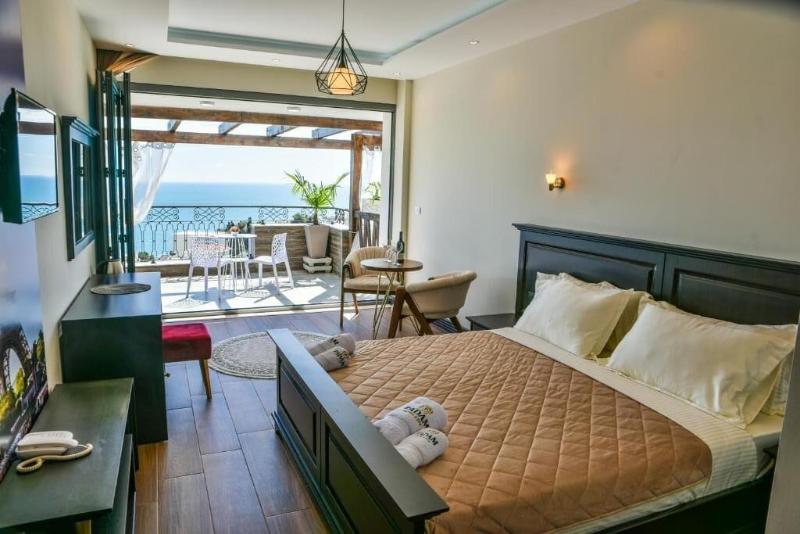 Padam Hotel & SPA image