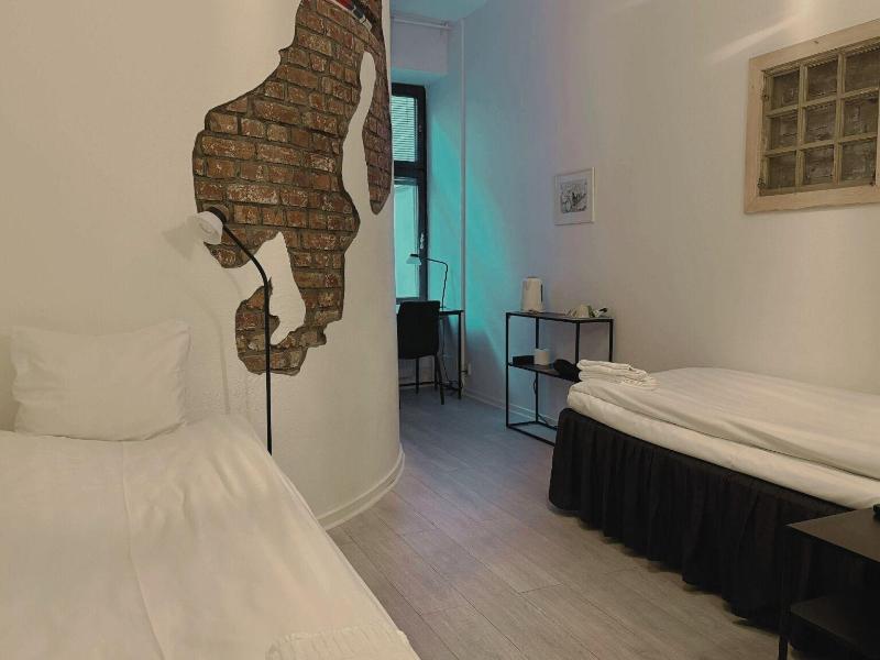 Hotel Lemonade image