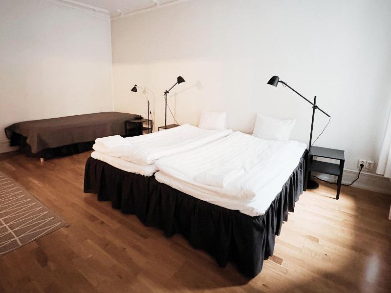 Hotel Lemonade image