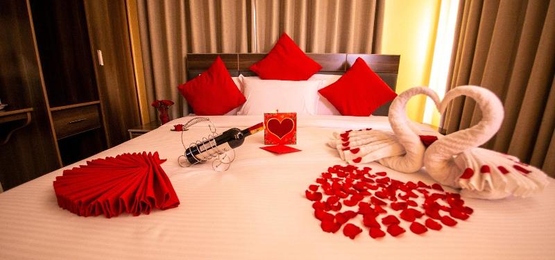 Buraha Zenoni Hotel and Resort image