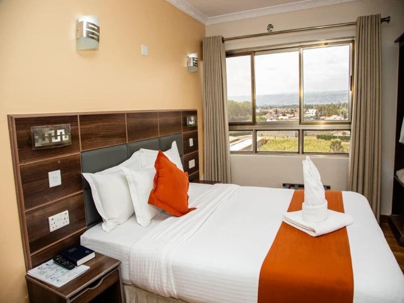 Buraha Zenoni Hotel and Resort image