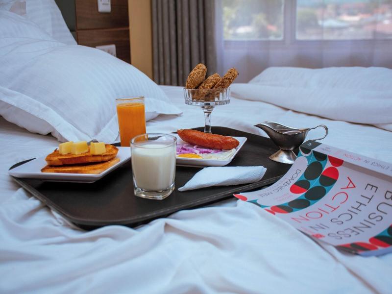 Buraha Zenoni Hotel and Resort image