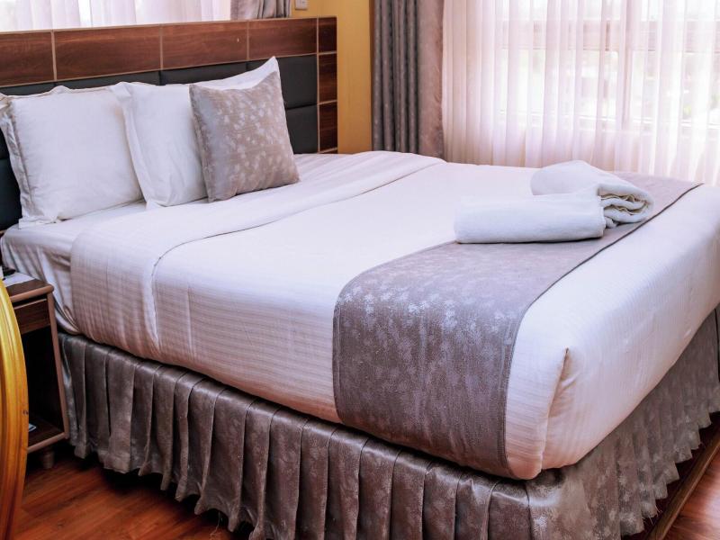 Buraha Zenoni Hotel and Resort image