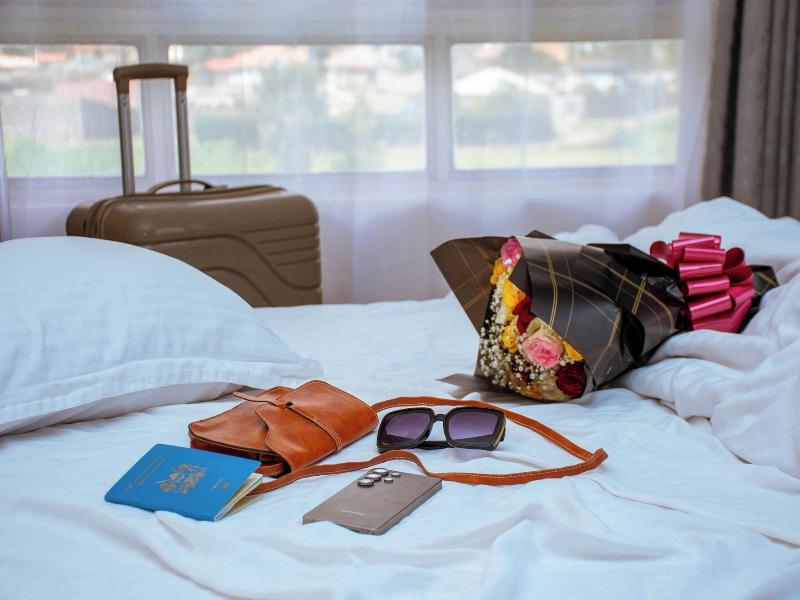Buraha Zenoni Hotel and Resort image