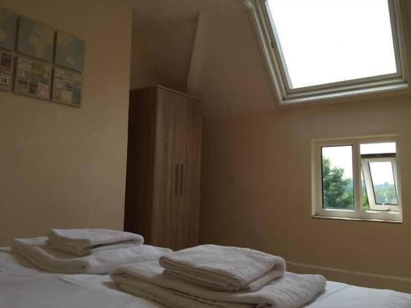 Vicarage Lodge Birmingham image