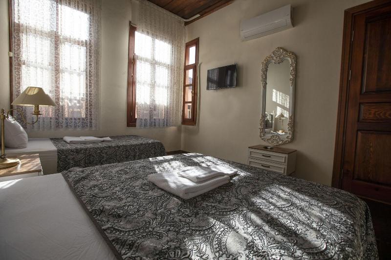 Lily Town Hotel image