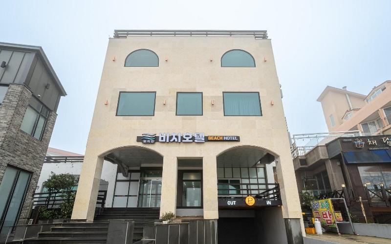 Buan Chaeseokgang Beach Ville image