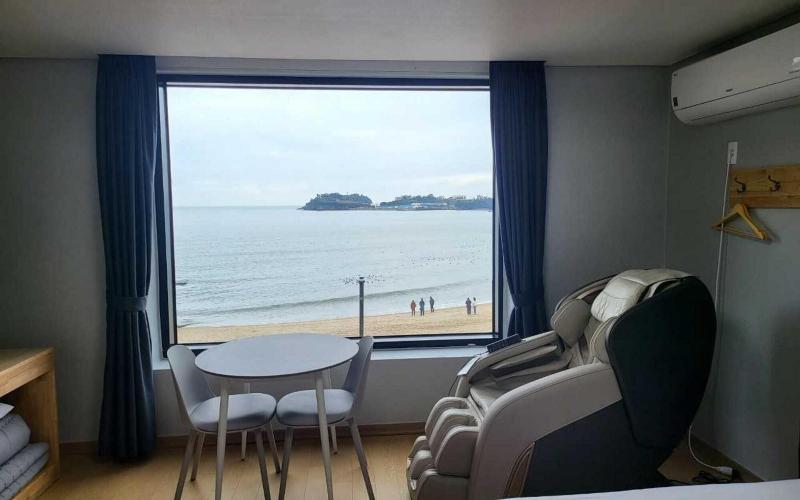 Buan Chaeseokgang Beach Ville image