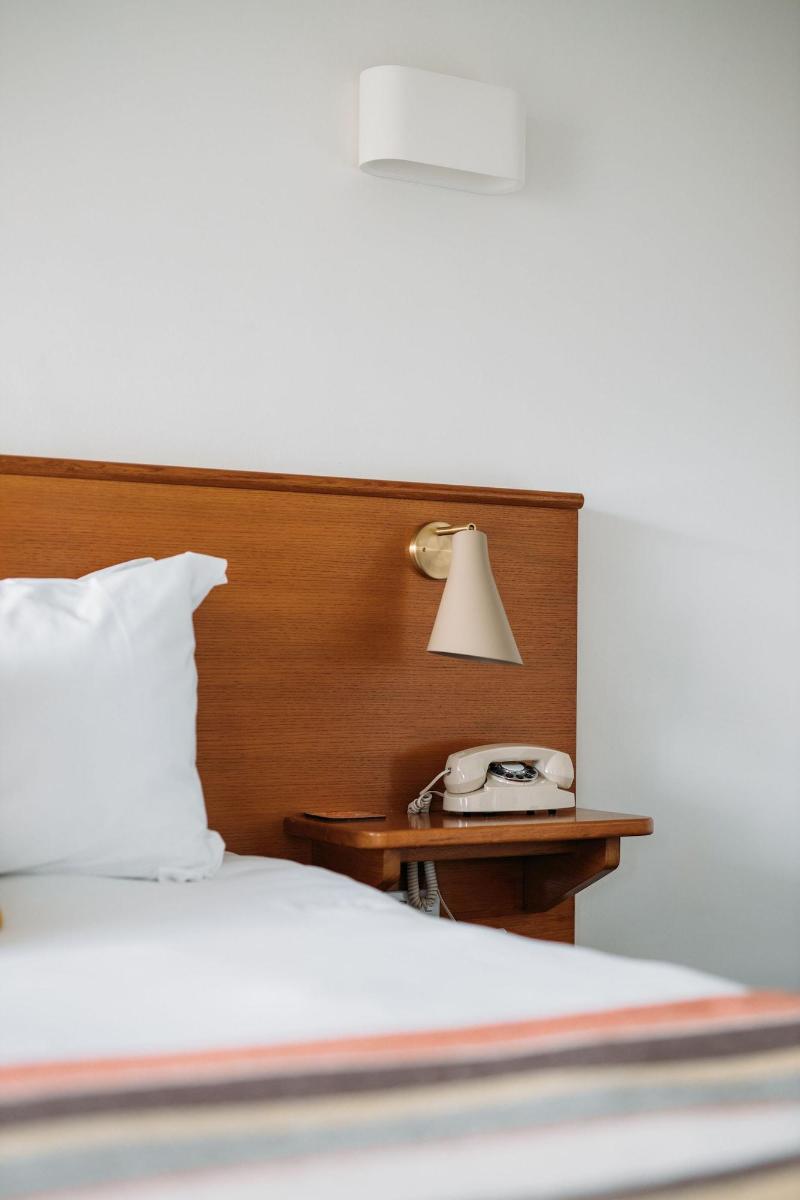 Hotel Meudon image