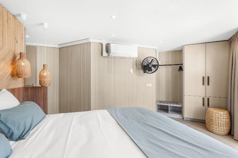 Boulevard 17 image