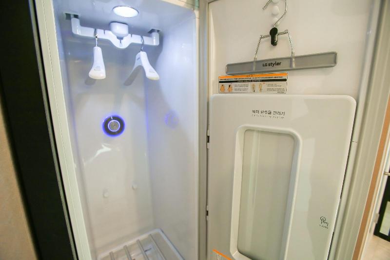 Konkuk University Boutique Nine image