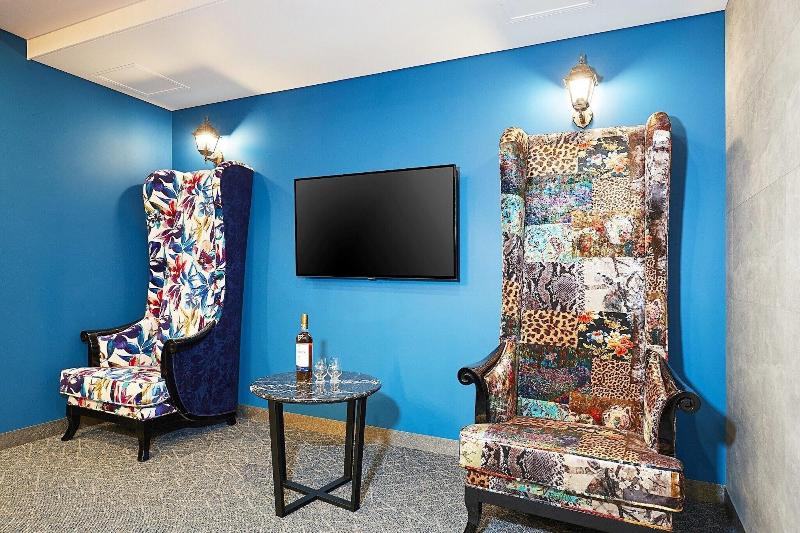 Konkuk University Boutique Nine image