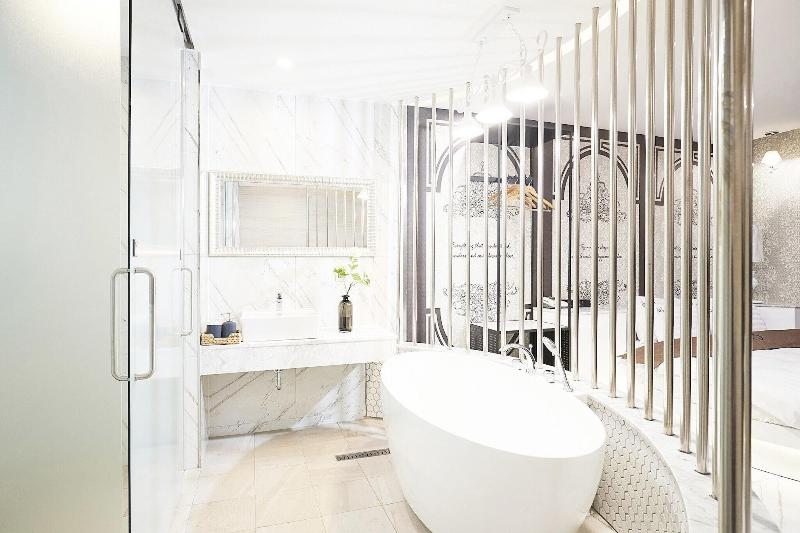 Konkuk University Boutique Nine image