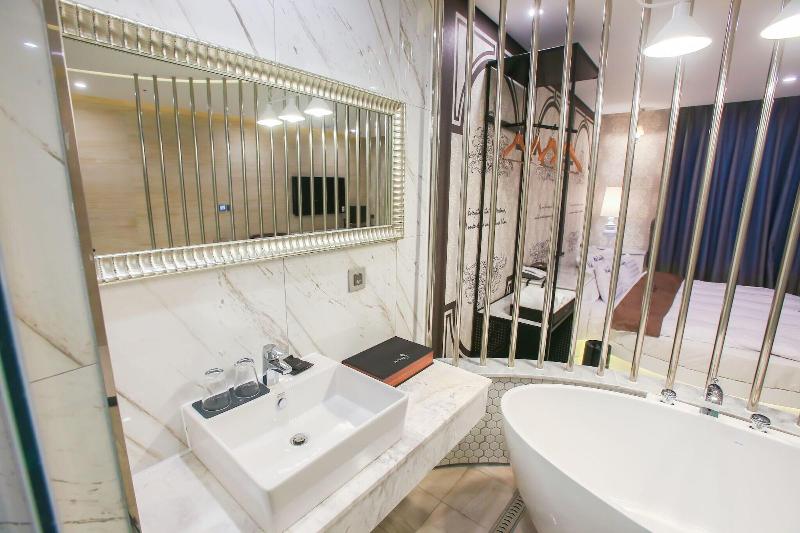 Konkuk University Boutique Nine image
