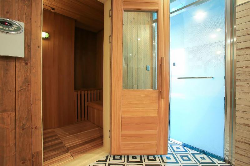 Konkuk University Boutique Nine image