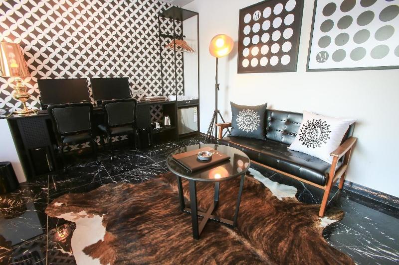 Konkuk University Boutique Nine image