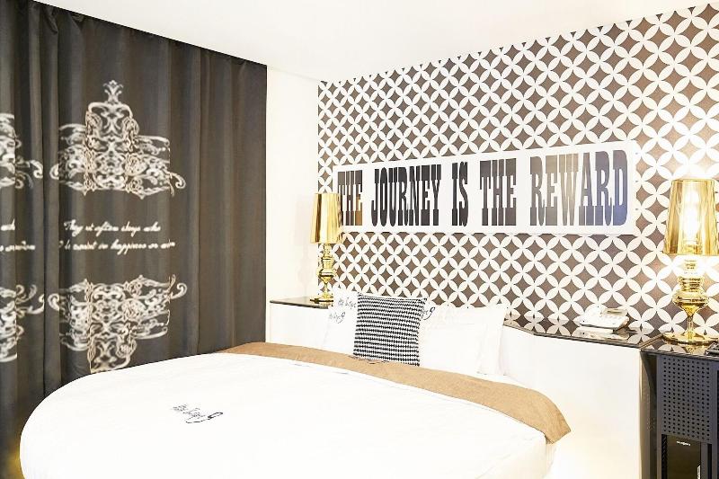 Konkuk University Boutique Nine image