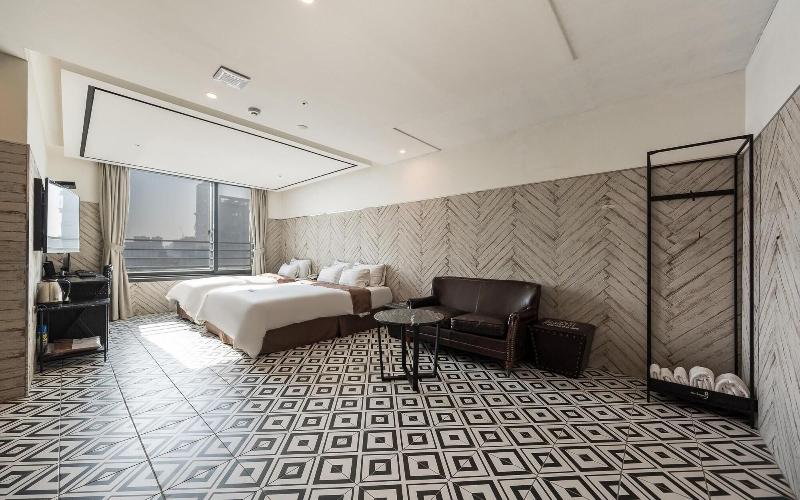 Konkuk University Boutique Nine image