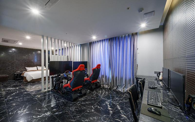 Konkuk University Boutique Nine image