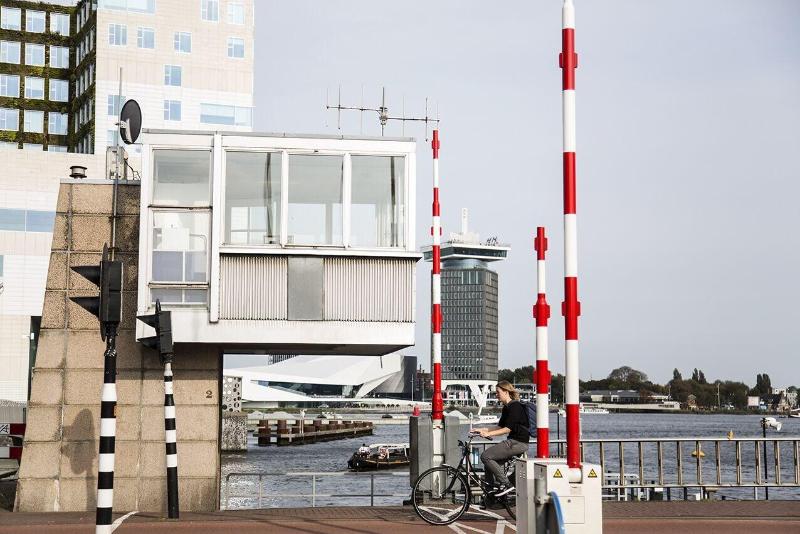 SWEETS - Westerdoksbrug image