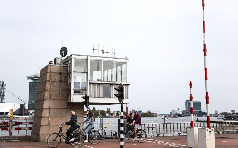 SWEETS - Westerdoksbrug image