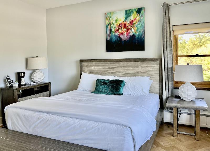 Skylaranna Hotel and Resort image