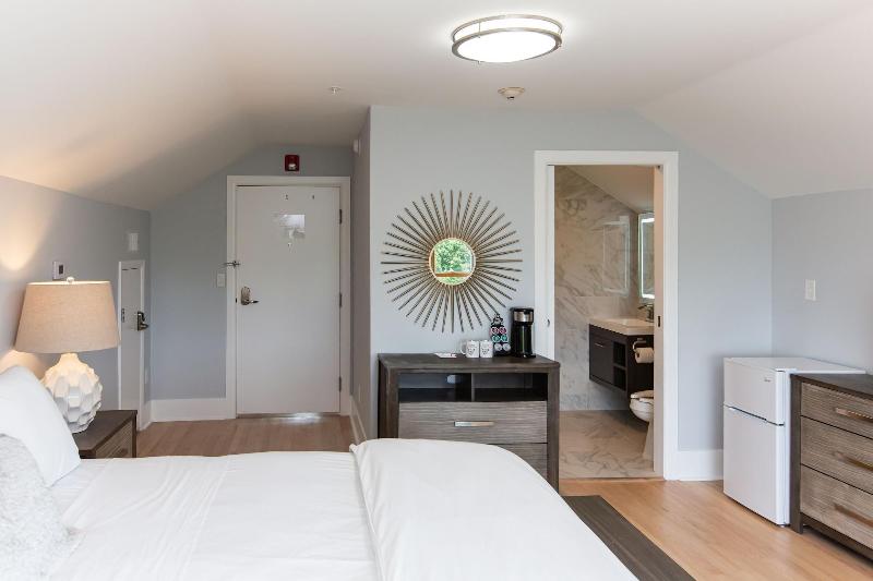 Skylaranna Hotel and Resort image