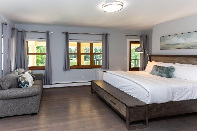 Skylaranna Hotel and Resort image