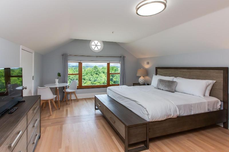 Skylaranna Hotel and Resort image