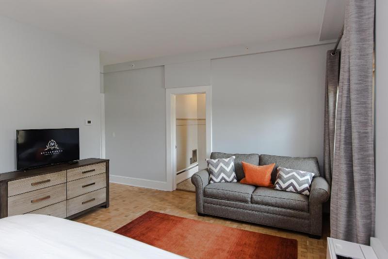 Skylaranna Hotel and Resort image