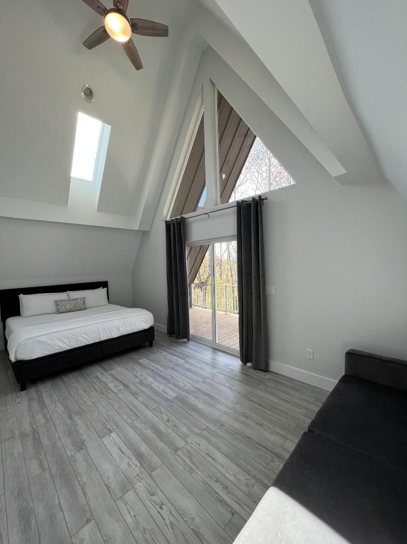 Skylaranna Hotel and Resort image