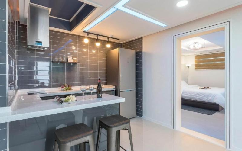Pohang Good's Pool Villa image