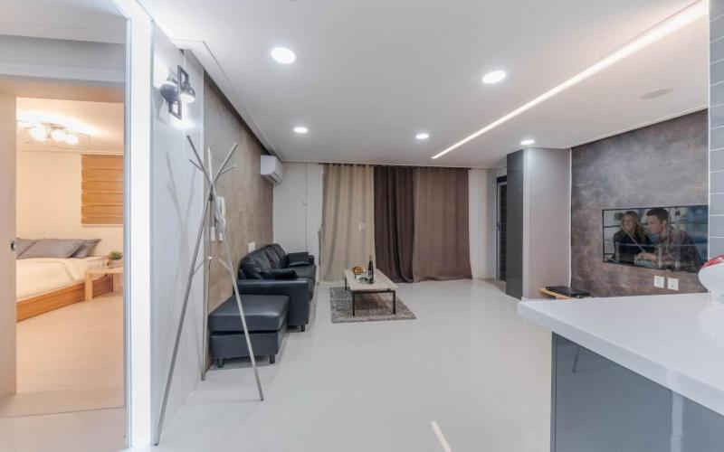 Pohang Good's Pool Villa image