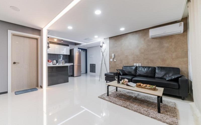 Pohang Good's Pool Villa image