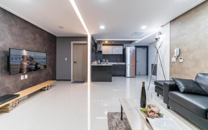Pohang Good's Pool Villa image