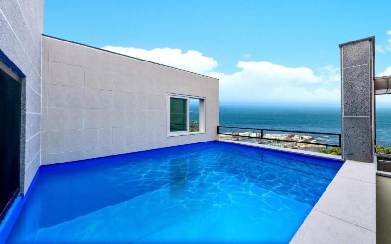 Pohang Good's Pool Villa image