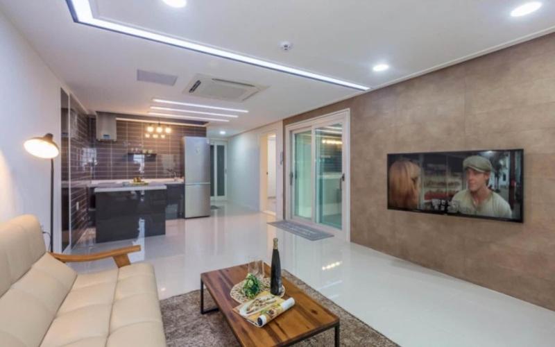 Pohang Good's Pool Villa image