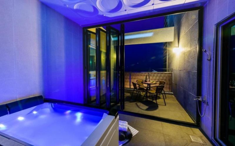 Pohang Good's Pool Villa image