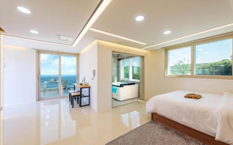 Pohang Good's Pool Villa image