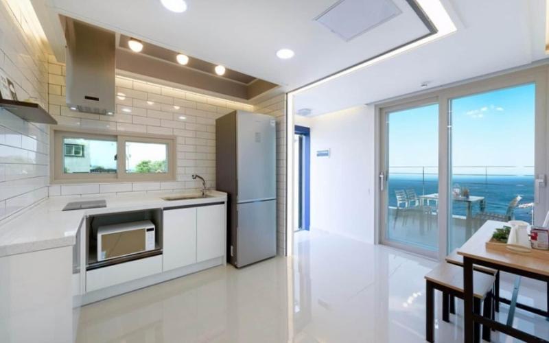 Pohang Good's Pool Villa image