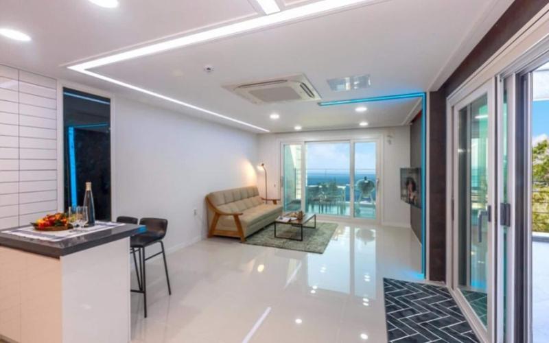 Pohang Good's Pool Villa image