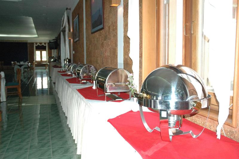 Aye Thar Yar Golf Resort image