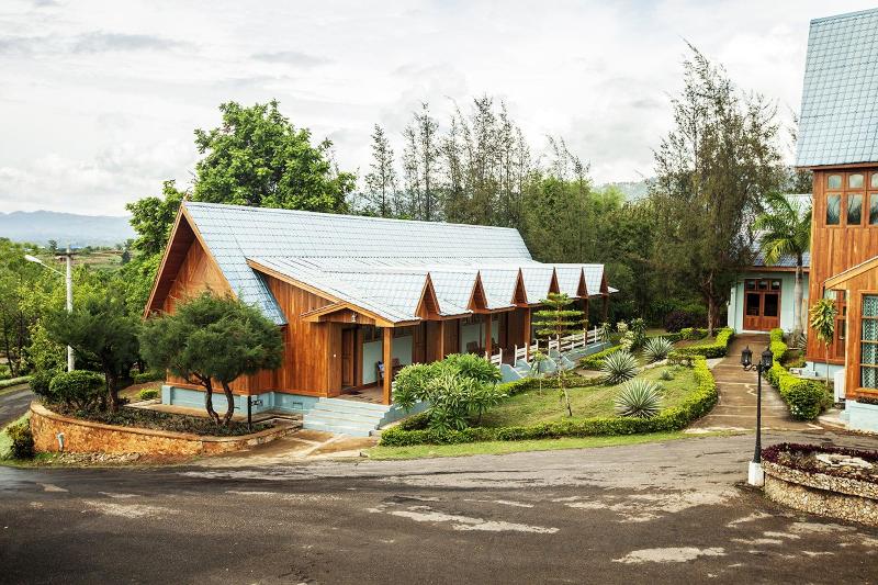 Aye Thar Yar Golf Resort image