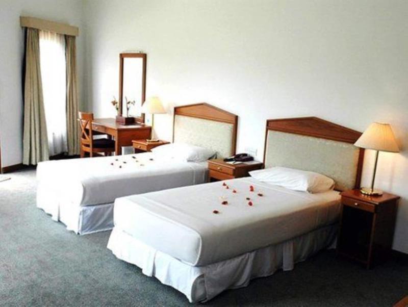 Aye Thar Yar Golf Resort image