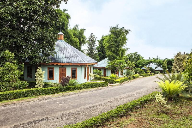 Aye Thar Yar Golf Resort image