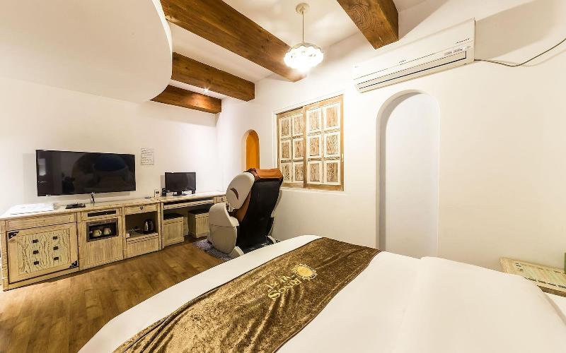 Hwaseong Wolmun Lavender Onchen Hotel image