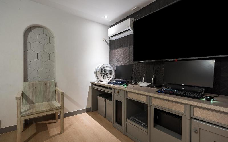 Hwaseong Wolmun Lavender Onchen Hotel image